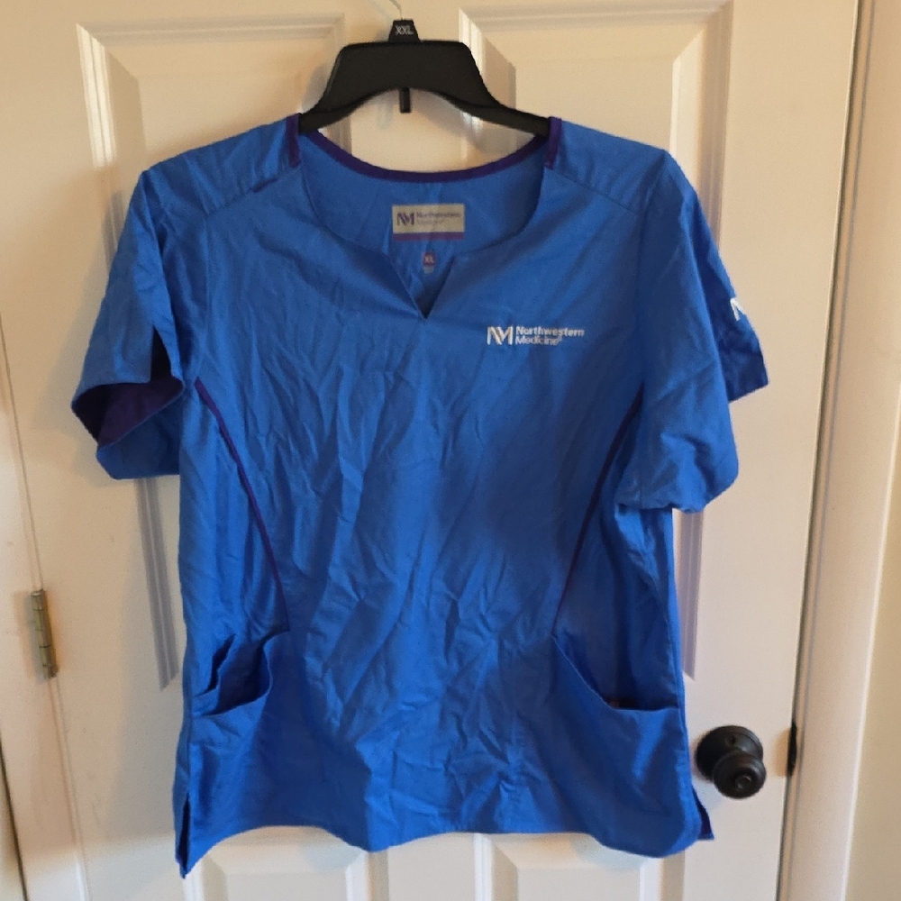 Northwestern Scrub Top
